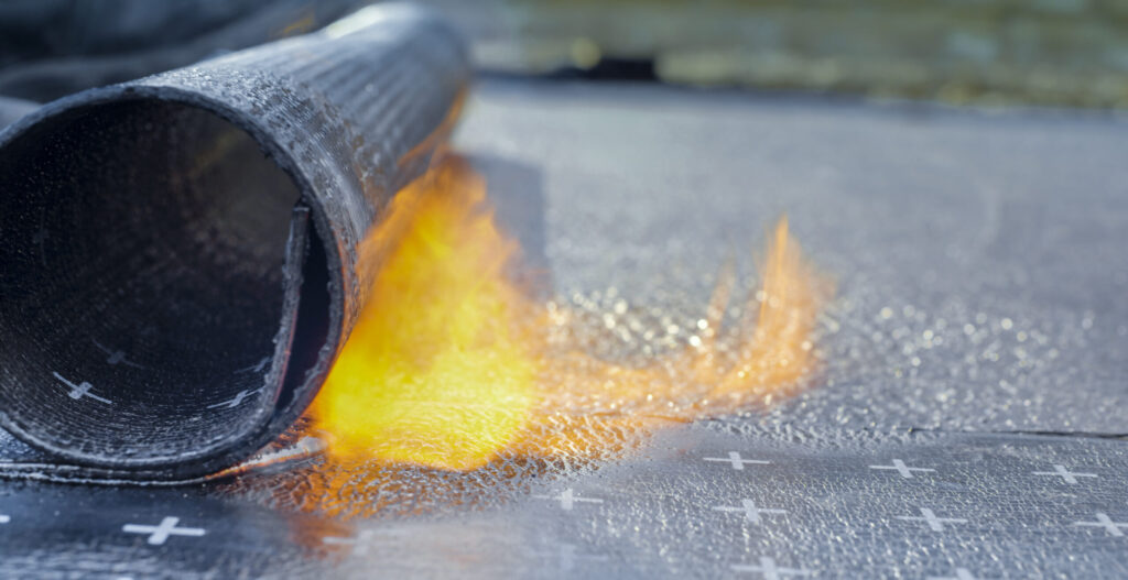 Heating and melting of bitumen rolls